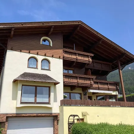 Seyrling Frajo Apartman *