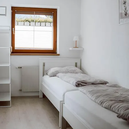 Seyrling Frajo Apartament *